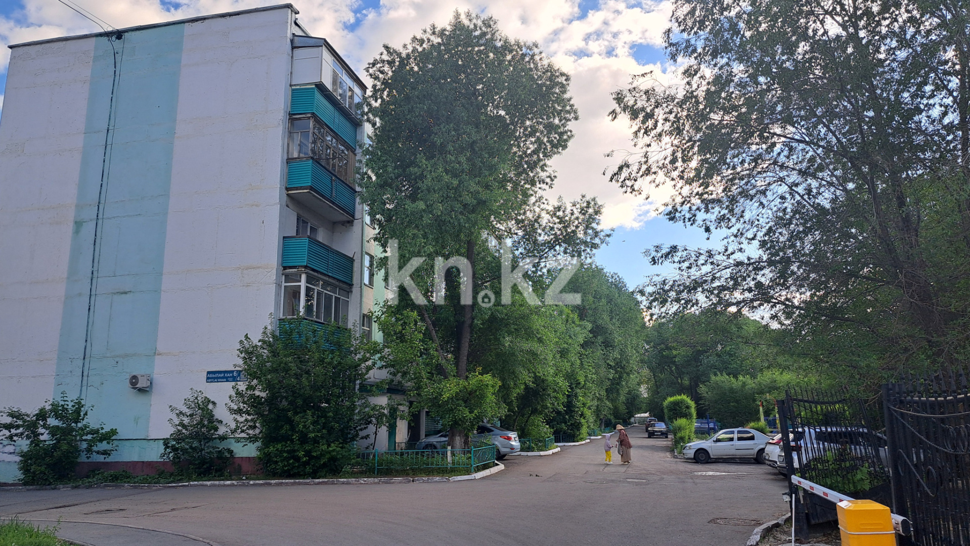 Продажа 4-комнатной квартиры, 74.8 м² в Астане