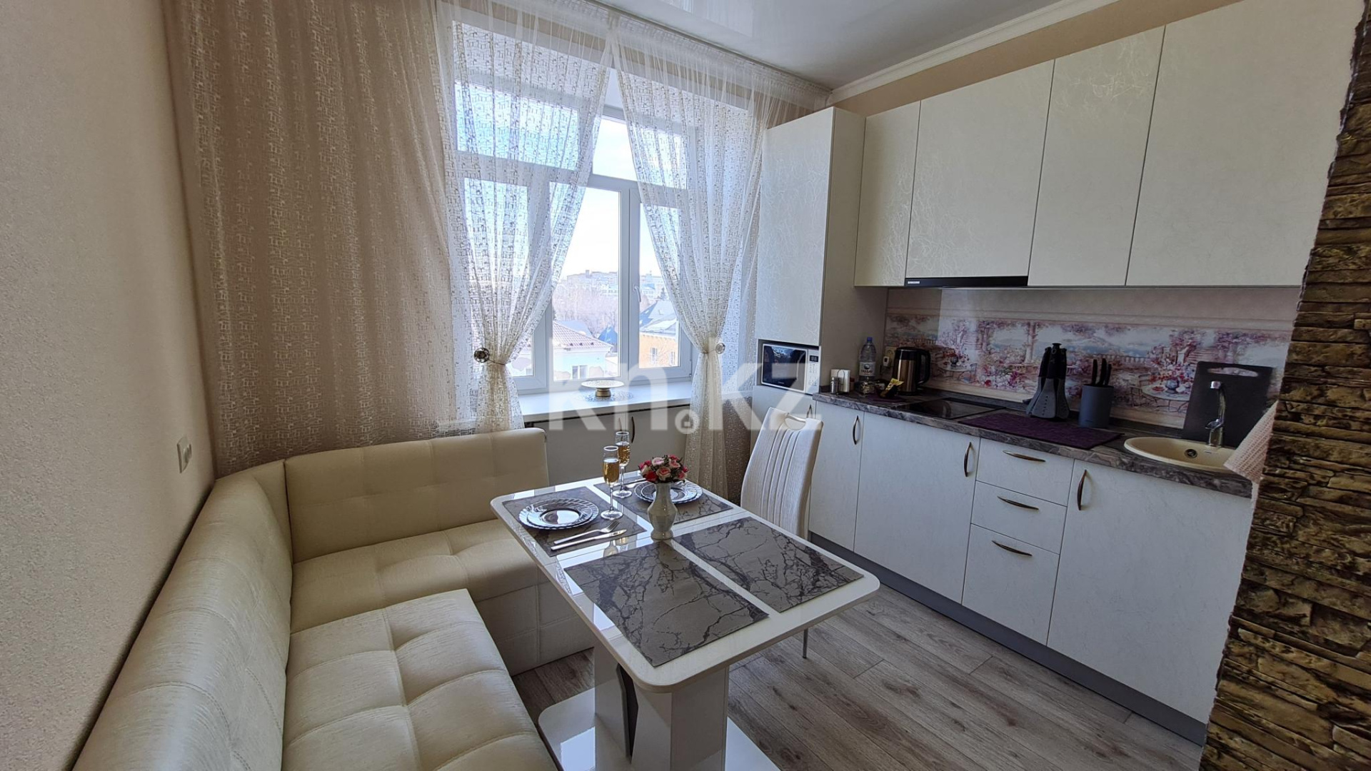 Аренда 2-комнатной квартиры посуточно, 56 м², ул. Чехова, дом  55 в Усть-Каменогорске - фото 19