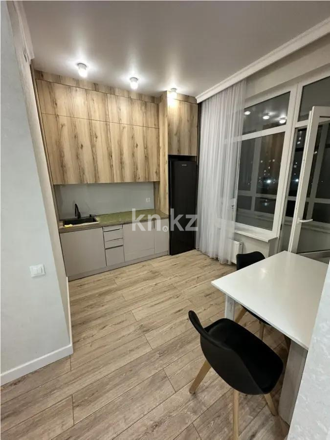 Продажа 2-комнатной квартиры, 42 м², ул. Толе би, дом  27 в Астане - фото 2
