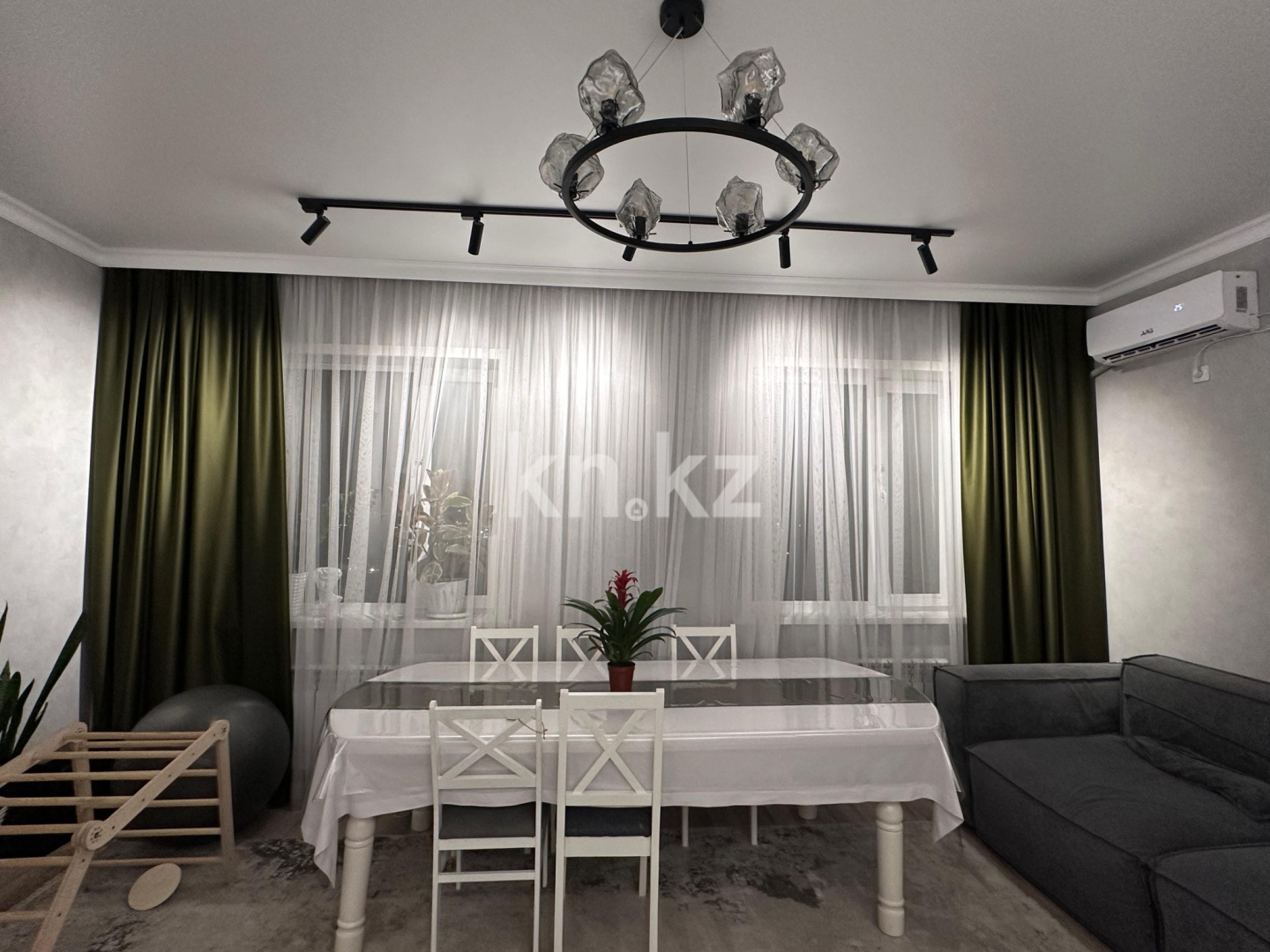 Продажа 3-комнатной квартиры, 76.8 м² в Караганде - фото 10