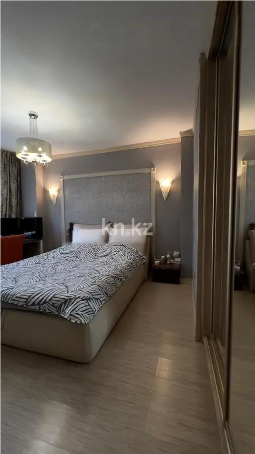 Продажа 3-комнатной квартиры, 92 м², ул. Сауран, дом  3/1 в Астане - фото 2