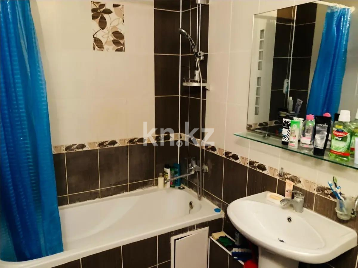 Продажа 3-комнатной квартиры, 84 м², ул. Иманова, дом  17 в Астане - фото 5
