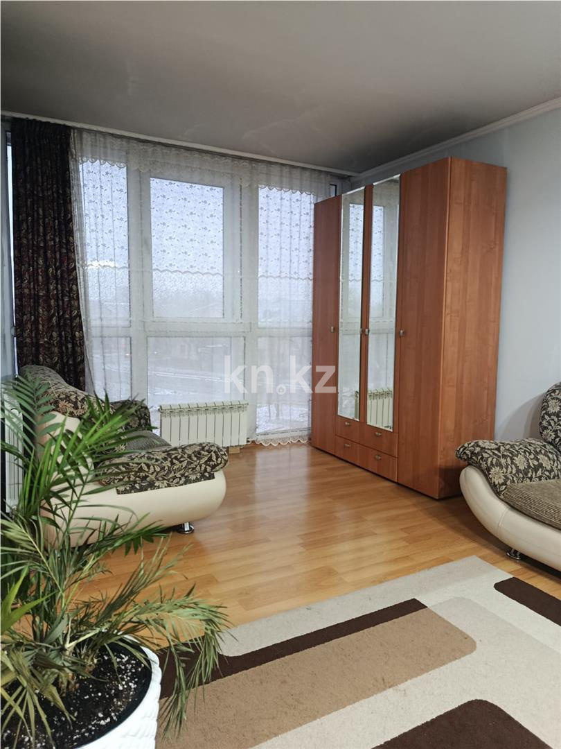 Продажа 1-комнатной квартиры, 55 м², ул. Абая в Караганде