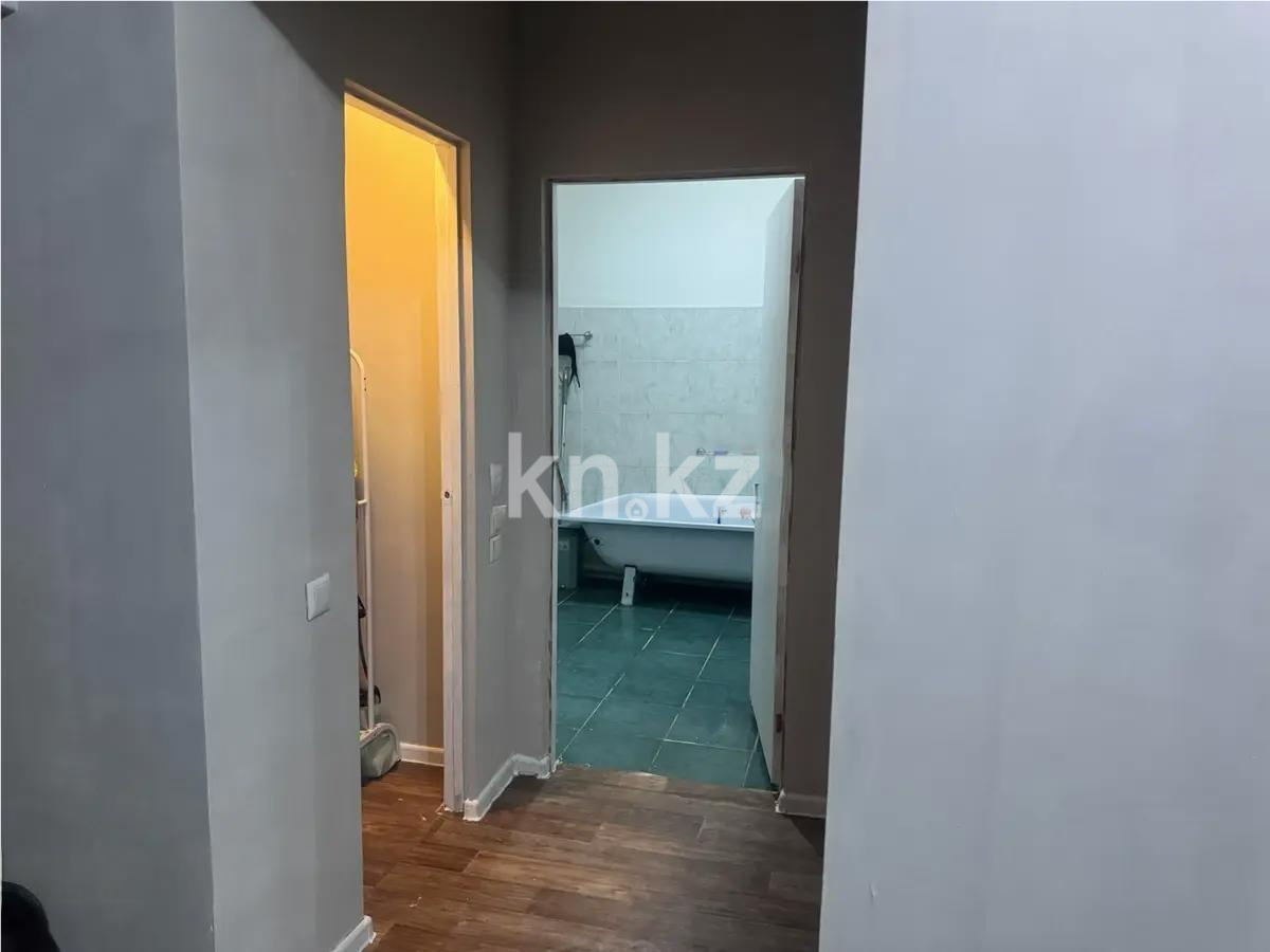 Продажа 1-комнатной квартиры, 71 м² в Алматы - фото 4