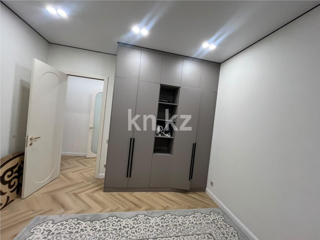 Продажа 4-комнатной квартиры, 105 м² в Астане - фото 6