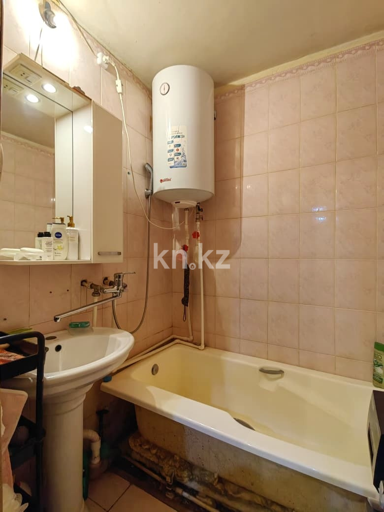 Продажа 1-комнатной квартиры, 41 м² в Караганде - фото 12