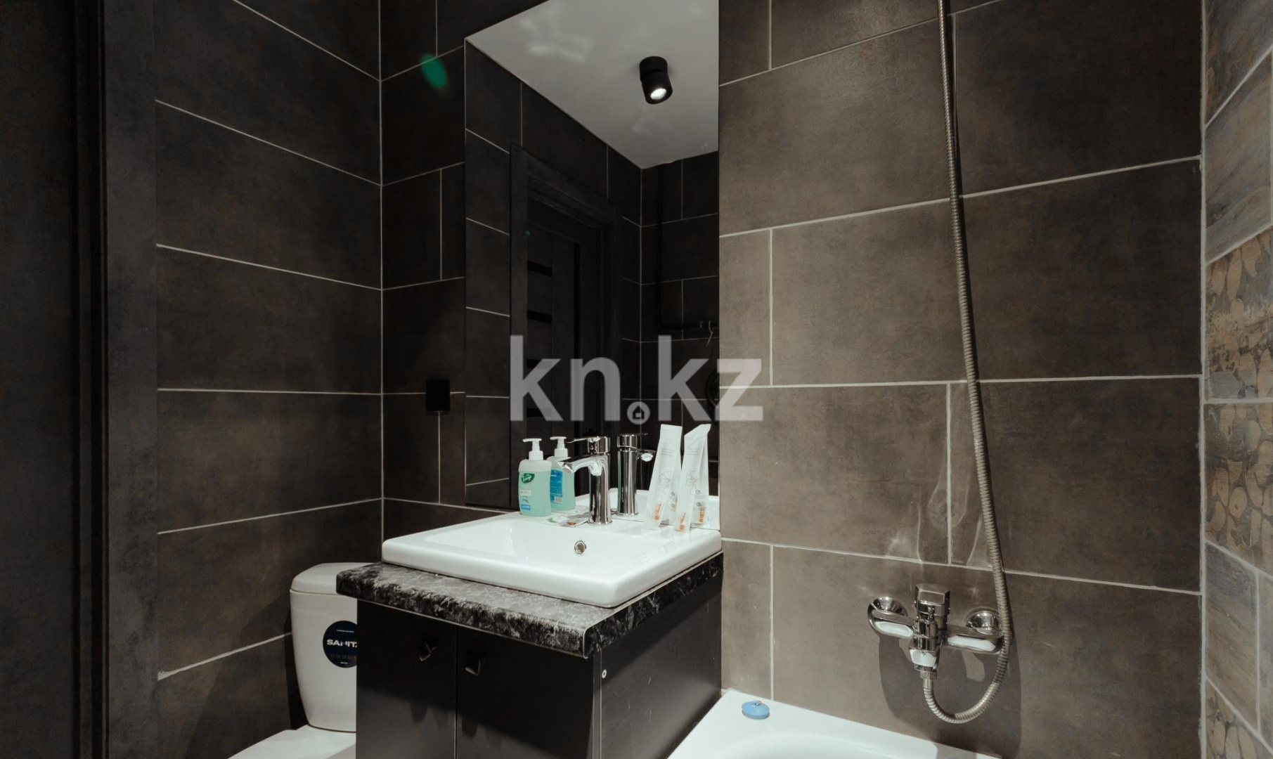 Аренда 1-комнатной квартиры посуточно, 1 м², ул. Букетова, дом  38 в Петропавловске - фото 18