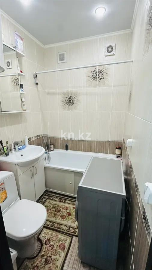 Продажа 2-комнатной квартиры, 42 м², ул. Ержанова, дом  30 в Караганде - фото 4