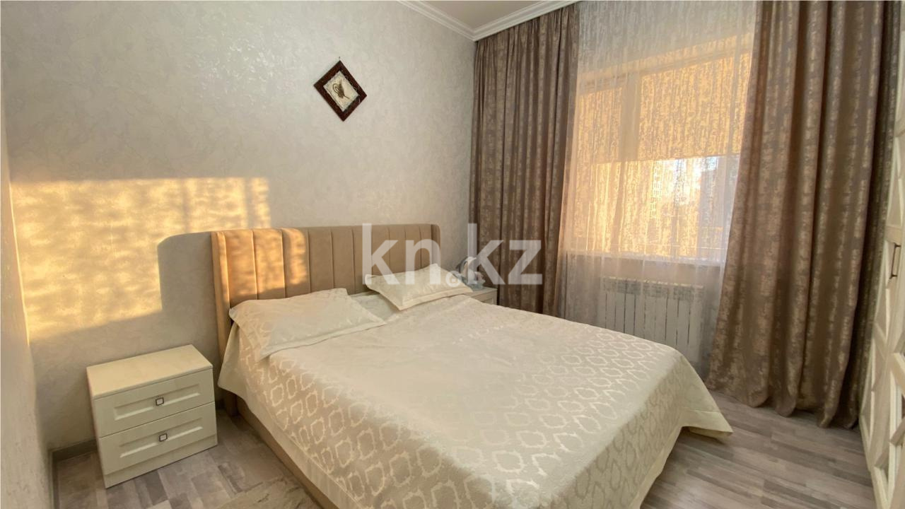 Продажа 3-комнатной квартиры, 74 м², пр. Шахтеров в Караганде - фото 3