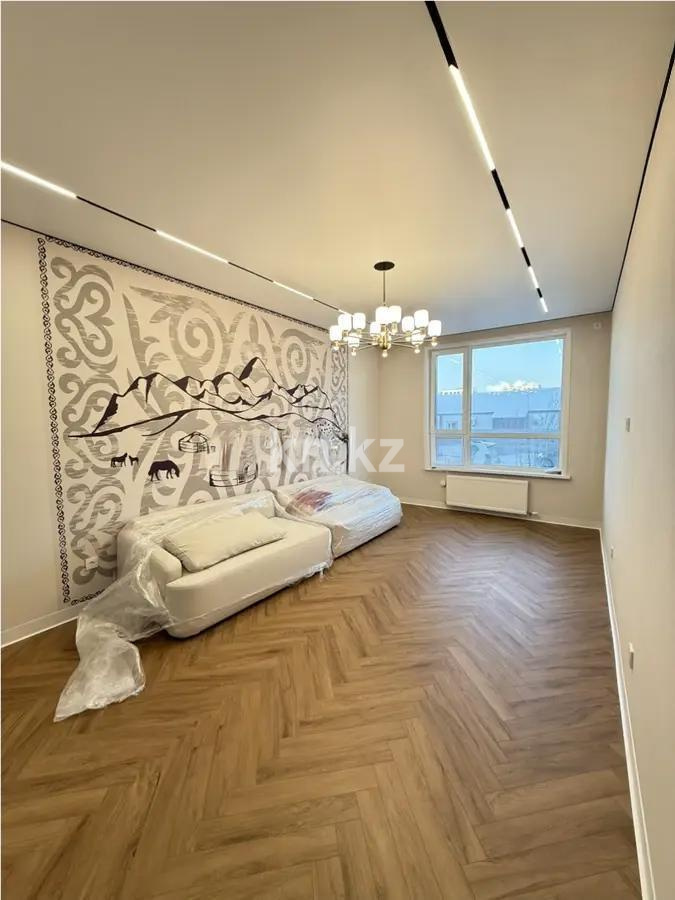 Продажа 4-комнатной квартиры, 100 м² в Астане