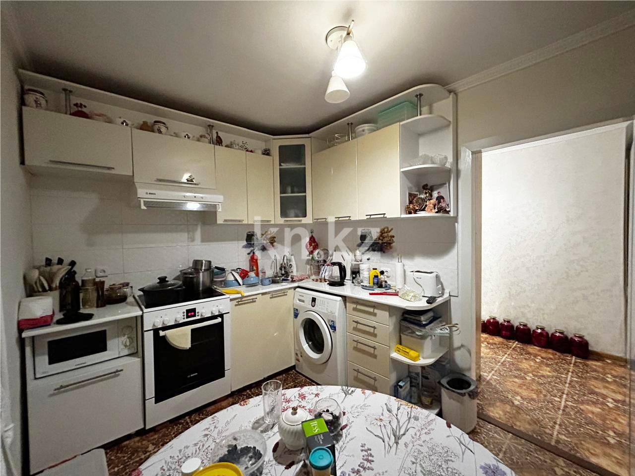 Продажа 2-комнатной квартиры, 46 м², ул. Муканова в Караганде - фото 6