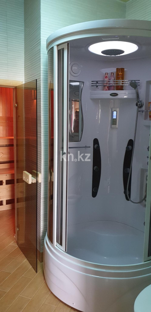 Продажа 7-комнатной квартиры, 227 м², ул. Ерубаева, дом  50/6 в Караганде - фото 18