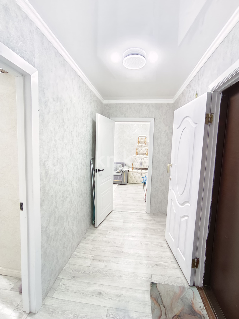 Продажа 2-комнатной квартиры, 52 м², пр. Республики, дом  18/2 в Караганде - фото 5