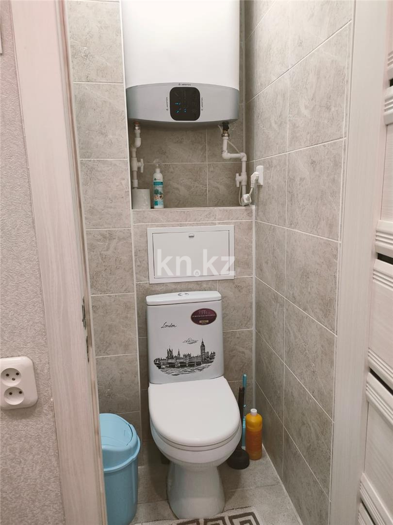 Продажа 3-комнатной квартиры, 64 м², ул. Жекибаева в Караганде - фото 11