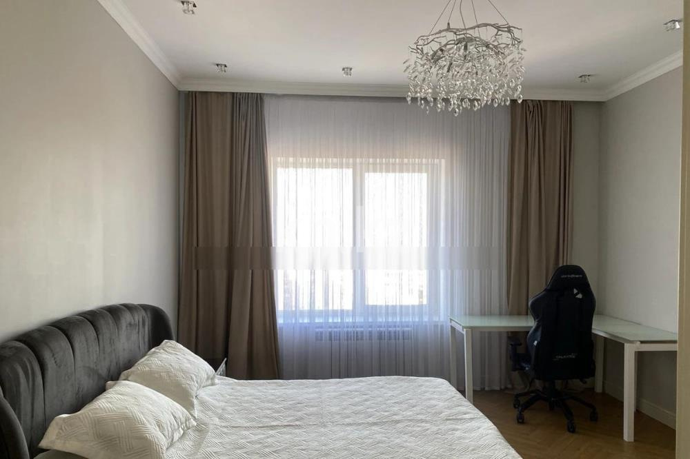 Аренда 4-комнатной квартиры, 200 м² в Алматы - фото 19