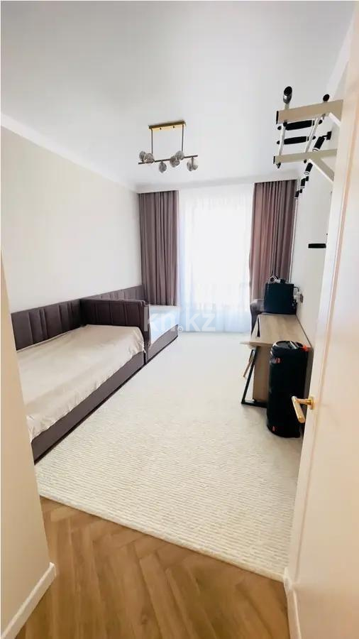 Продажа 4-комнатной квартиры, 120.6 м² в Астане - фото 4