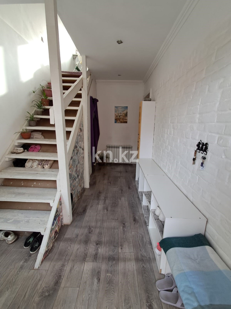 Продажа 8-комнатного дома, 133 м², ул. Гончарова в Алматы - фото 2