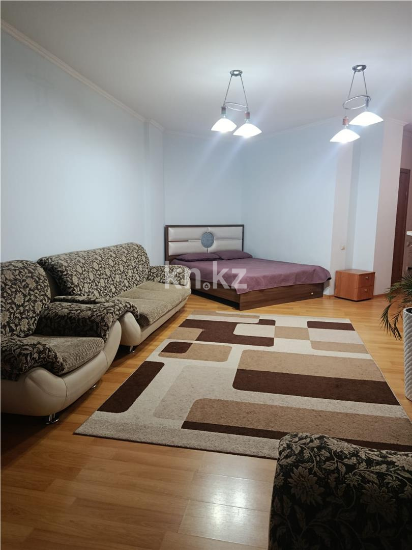 Продажа 1-комнатной квартиры, 55 м², ул. Абая в Караганде - фото 3