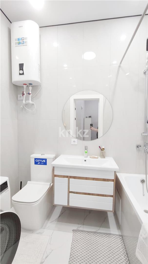 Продажа 1-комнатной квартиры, 38 м², 067 учетный квартал в Караганде - фото 6