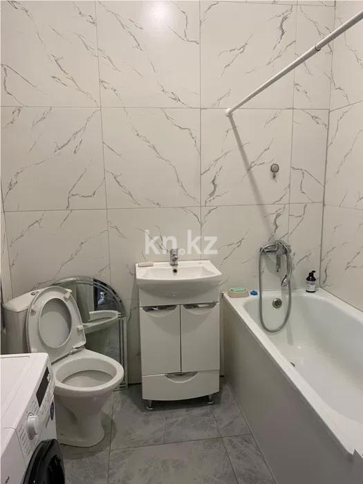 Продажа 1-комнатной квартиры, 32 м², ул. А-102, дом  11/2 в Астане - фото 3