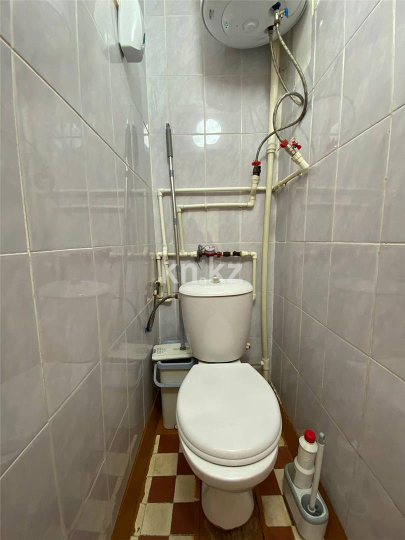 Продажа 4-комнатной квартиры, 60 м², мкр-н 21 в Караганде - фото 13