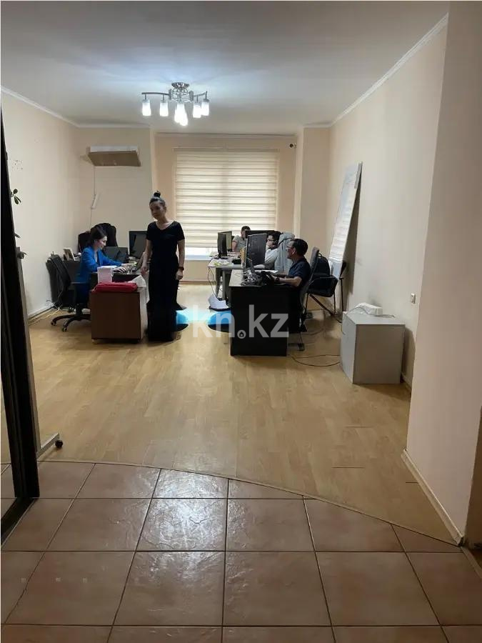 Продажа 5-комнатной квартиры, 168.6 м² в Алматы - фото 3