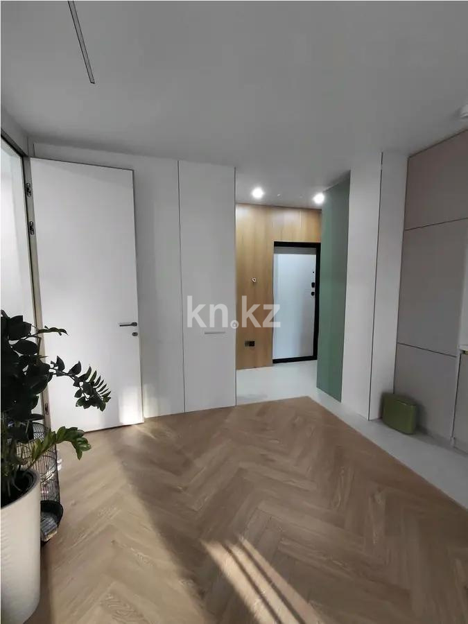 Продажа 3-комнатной квартиры, 57 м² в Алматы - фото 2