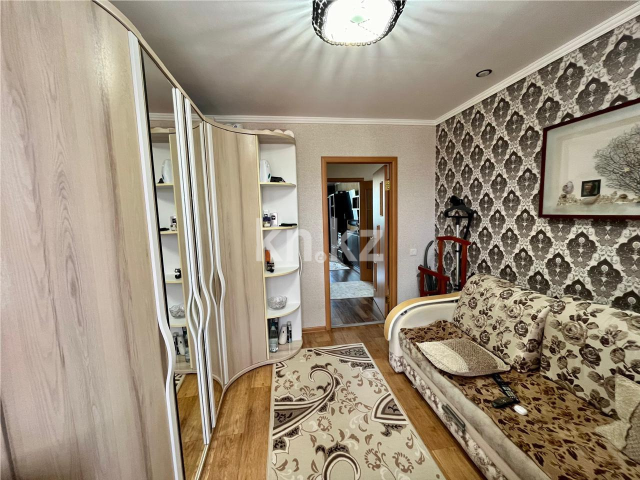 Продажа 3-комнатной квартиры, 61 м², ул. Маметовой в Караганде - фото 4
