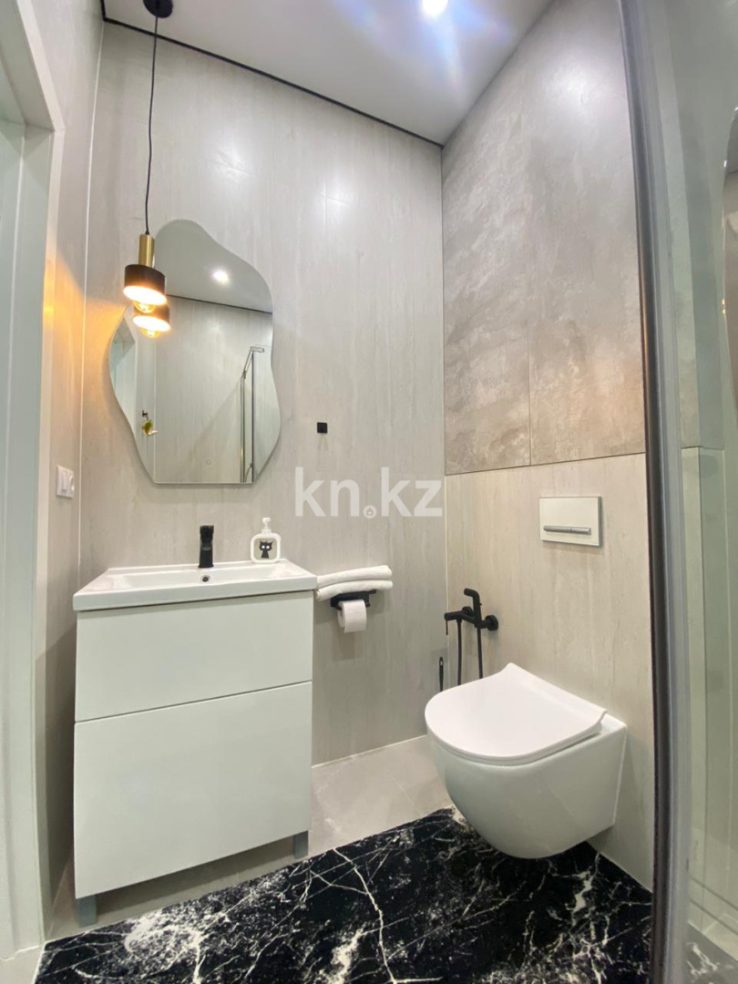 Продажа 2-комнатной квартиры, 44 м², пр. Шахтеров, дом  52б в Караганде - фото 12