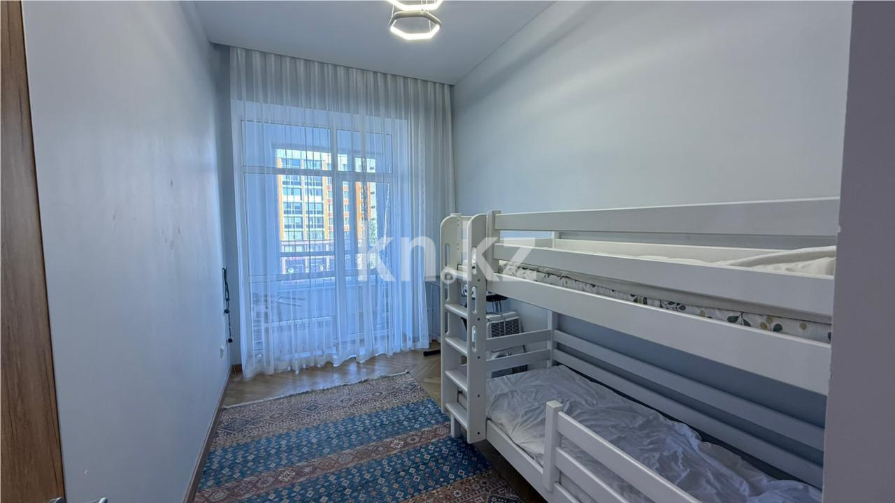 Продажа 5-комнатной квартиры, 155 м², ул. Жошы хана в Астане - фото 17