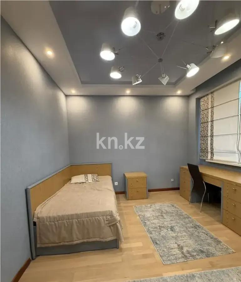 Продажа 5-комнатной квартиры, 200 м², ул. Кунаева, дом  14/2 в Астане - фото 4