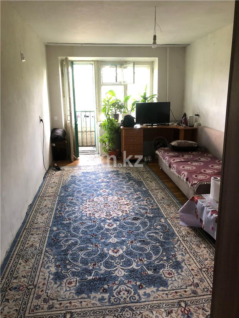 Продажа 3-комнатной квартиры, 60 м², мкр-н 13, дом  36 в Караганде