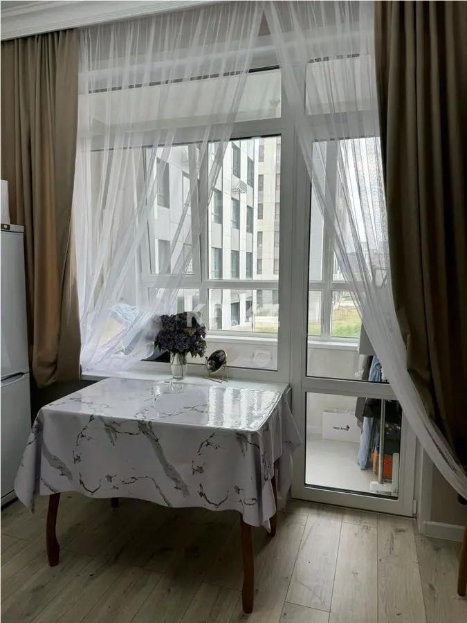 Продажа 1-комнатной квартиры, 42 м², ул. Мухамедханова, дом  6а в Астане - фото 2