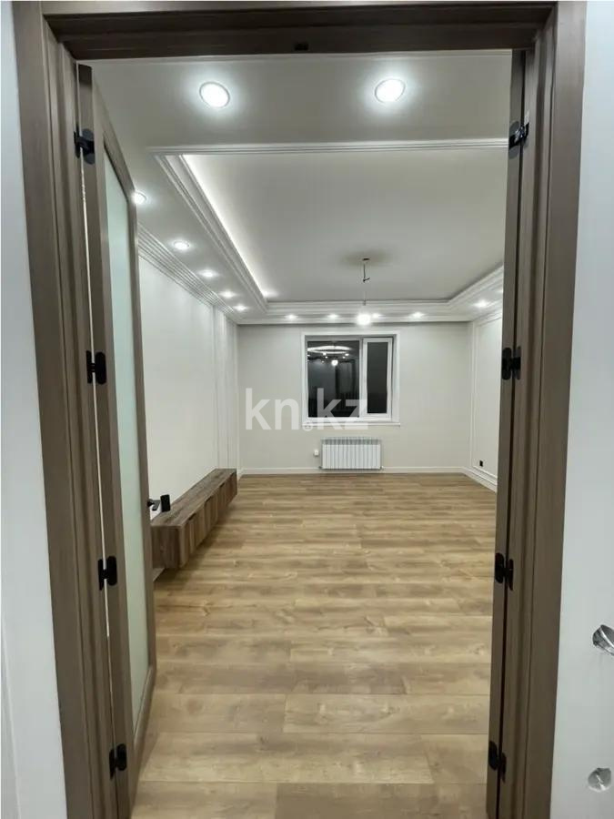 Продажа 2-комнатной квартиры, 65 м² в Караганде