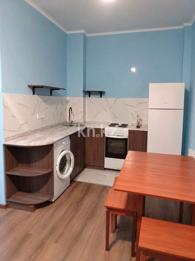 Аренда 1-комнатной квартиры, 30 м² в Астане
