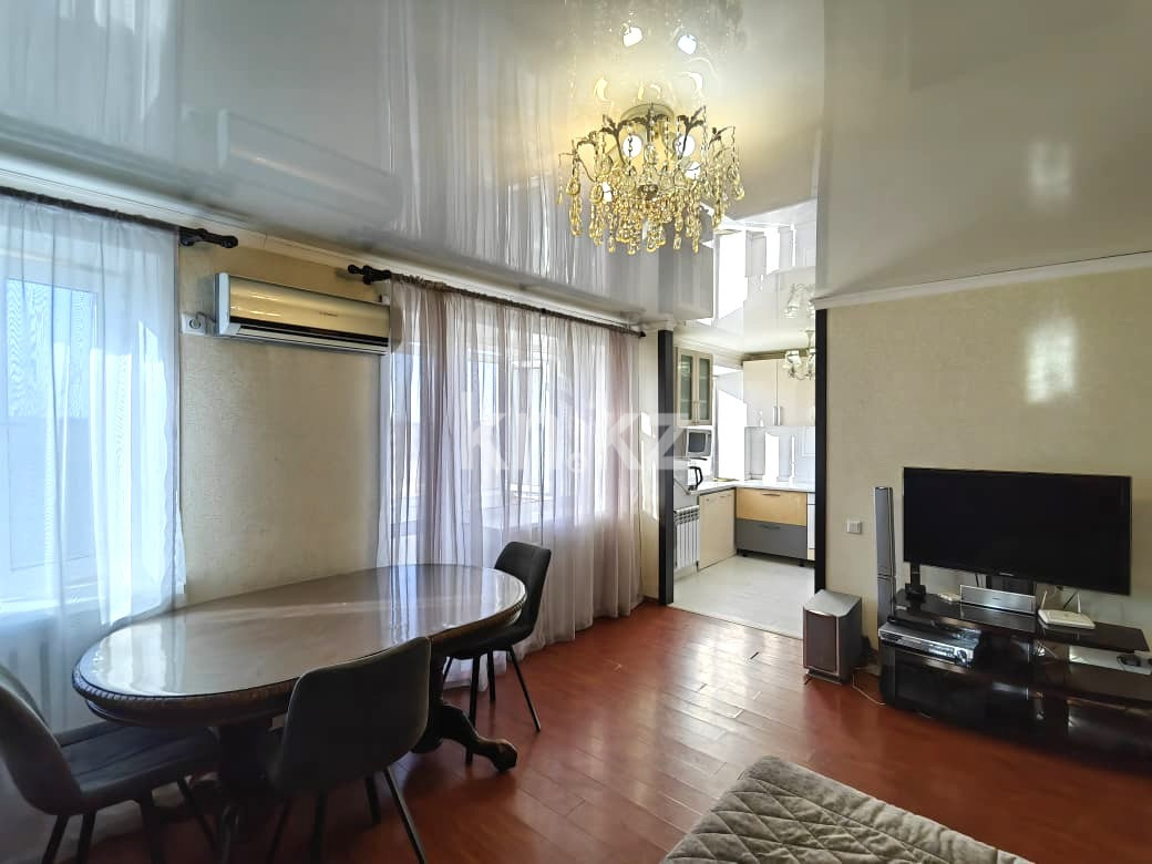 Продажа 3-комнатной квартиры, 71 м², ул. Ержанова, дом  47/2 в Караганде - фото 2