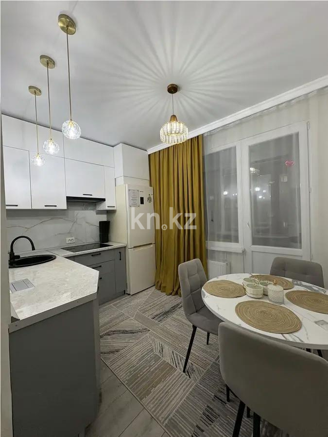 Продажа 1-комнатной квартиры, 40 м², ул. Анет баба, дом  6 в Астане - фото 2