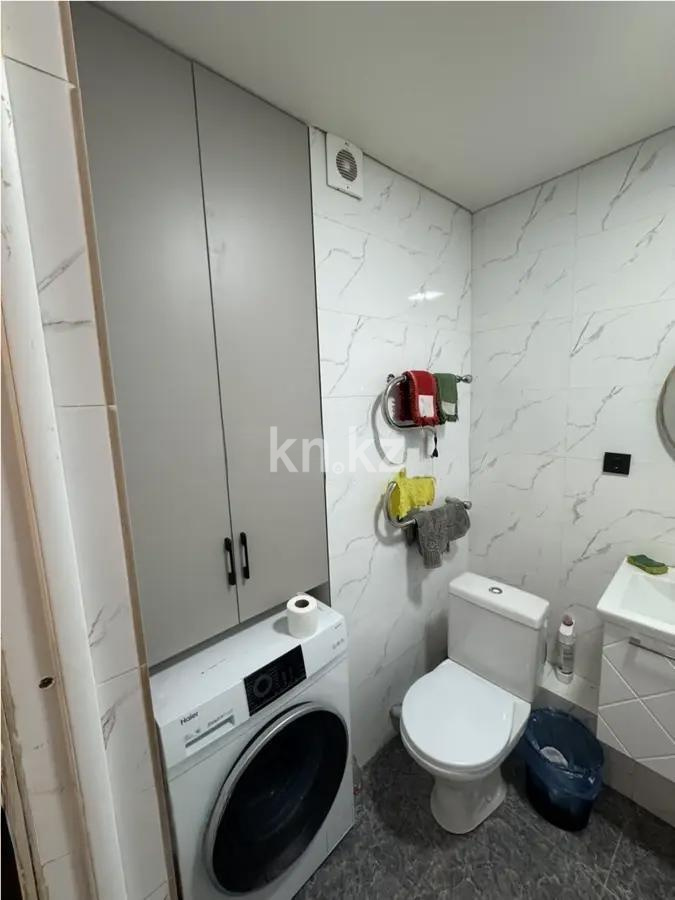 Продажа 2-комнатной квартиры, 52 м², мкр. Аккент, дом  66 в Алматы - фото 4