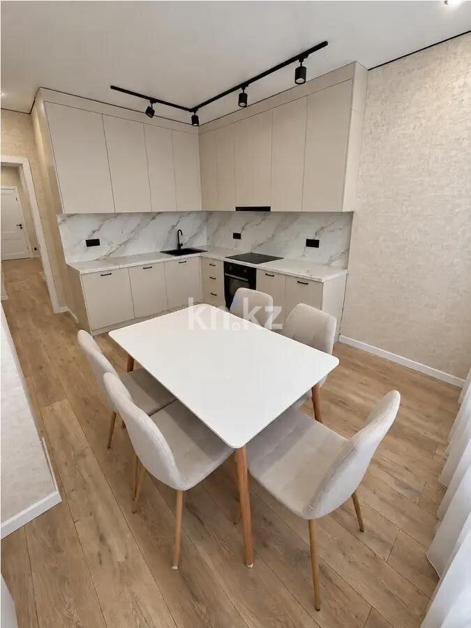 Продажа 2-комнатной квартиры, 70 м² в Астане - фото 3