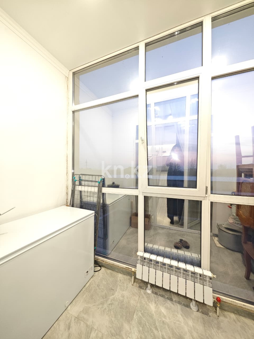 Продажа 3-комнатной квартиры, 82 м², ул. Муканова, дом  43/21 в Караганде - фото 5