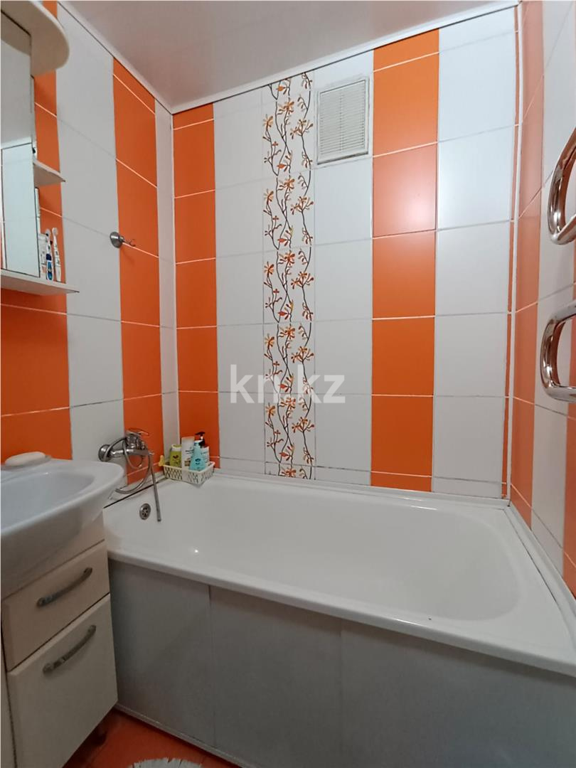 Продажа 4-комнатной квартиры, 86 м², ул. Методическая в Караганде - фото 16