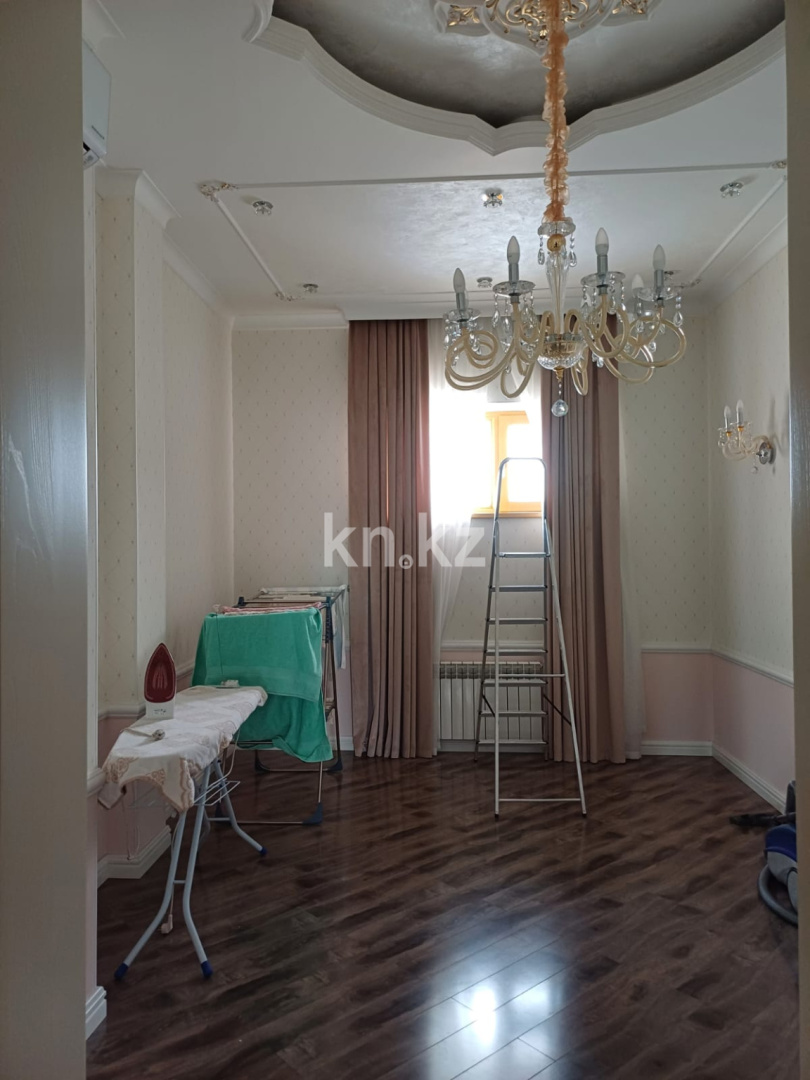 Продажа 5-комнатной квартиры, 270 м², ул. Бокейхана, дом  14 в Астане - фото 17