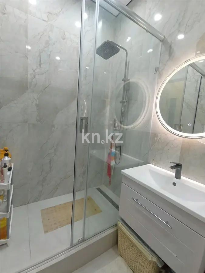 Продажа 1-комнатной квартиры, 40 м², ул. Муканова, дом  51 блок 2 в Караганде - фото 4