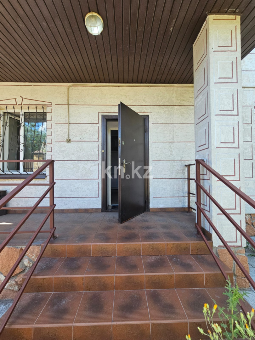 Продажа 2-комнатного дома, 146 м², ул. Кирпичная, дом  46 в Караганде - фото 4