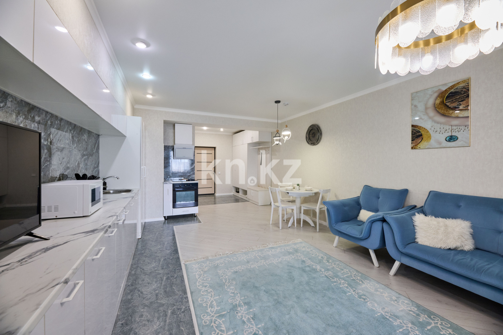 Аренда 1-комнатной квартиры посуточно, 50 м² в Алматы - фото 12