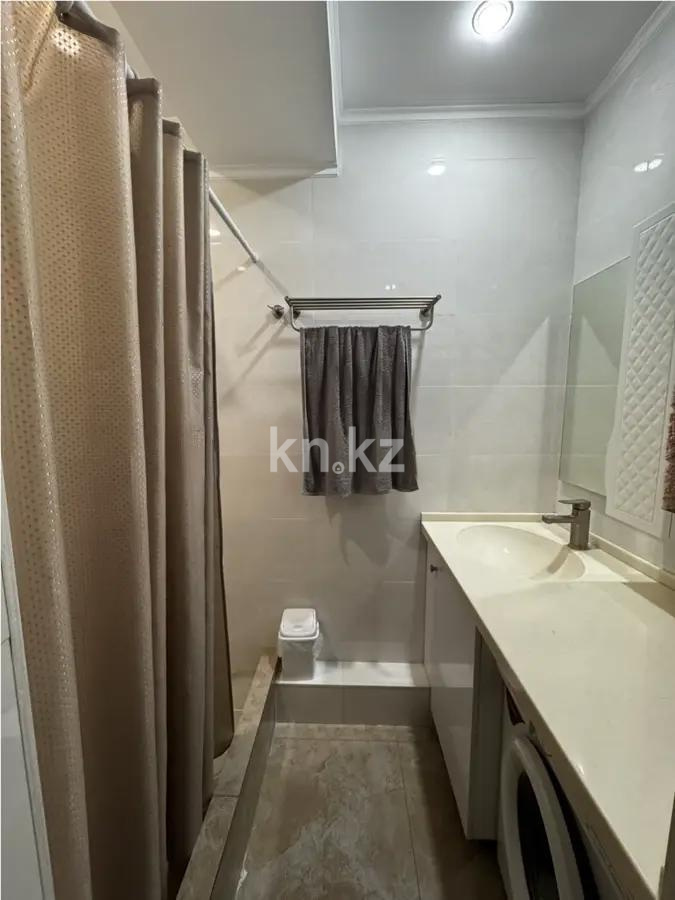 Продажа 3-комнатной квартиры, 72 м², ул. Сыганак, дом  14 в Астане - фото 3