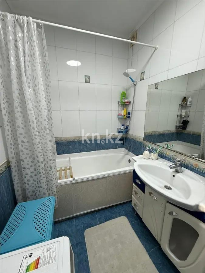 Продажа 3-комнатной квартиры, 65 м², ул. Утеген батыра, дом  100 в Алматы - фото 5