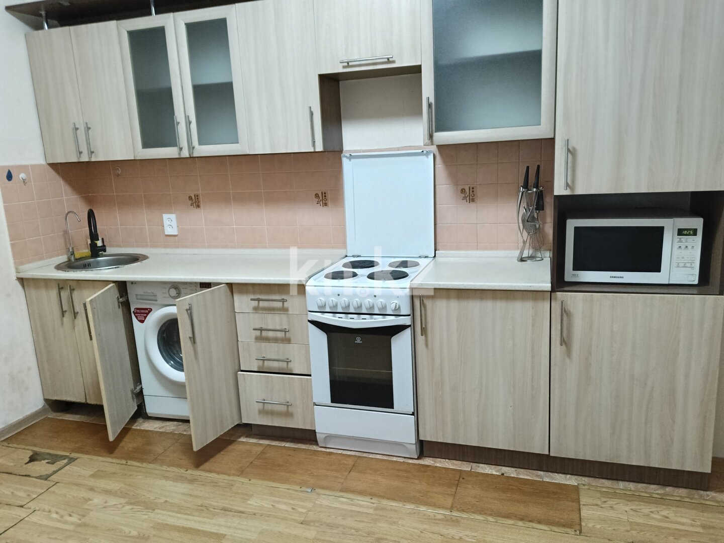 Продажа 1-комнатной квартиры, 38 м² в Астане - фото 3