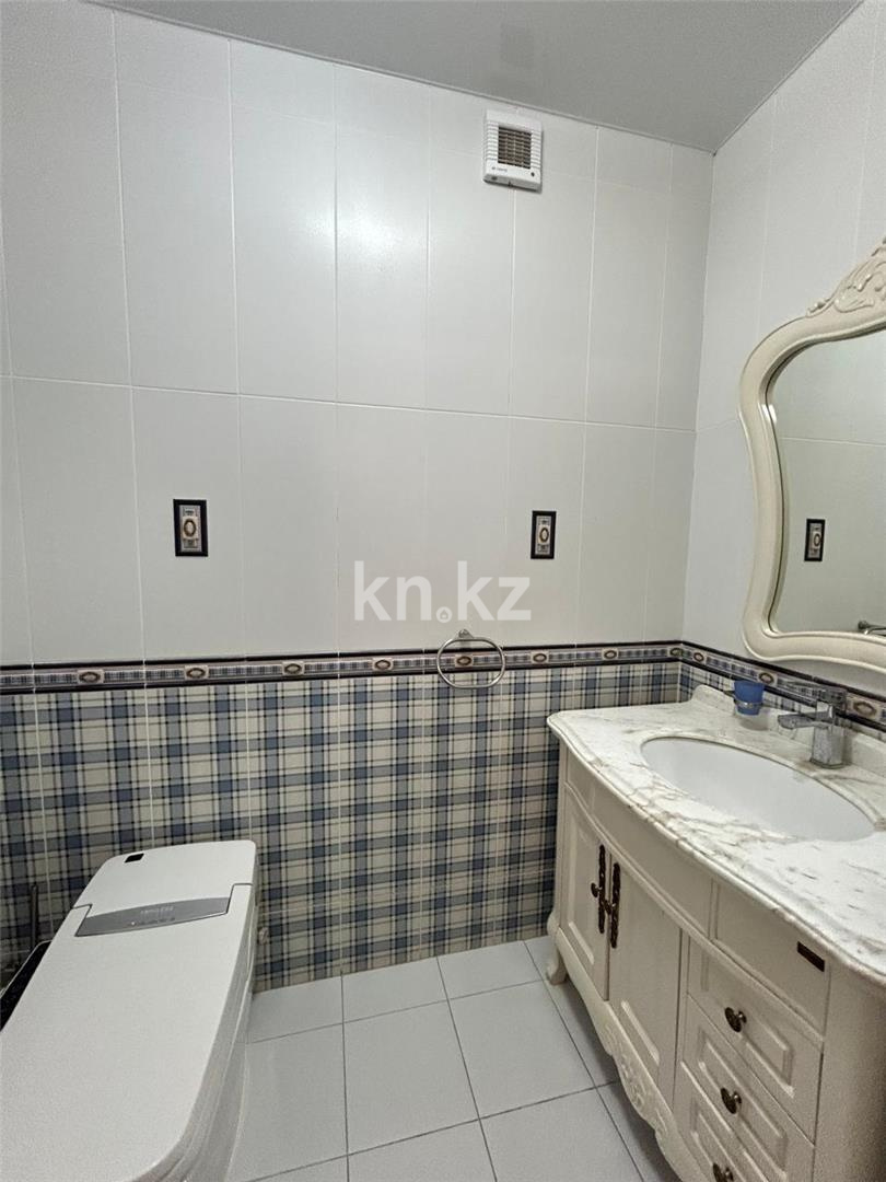 Продажа 5-комнатной квартиры, 202 м², пр. Абая в Астане - фото 20