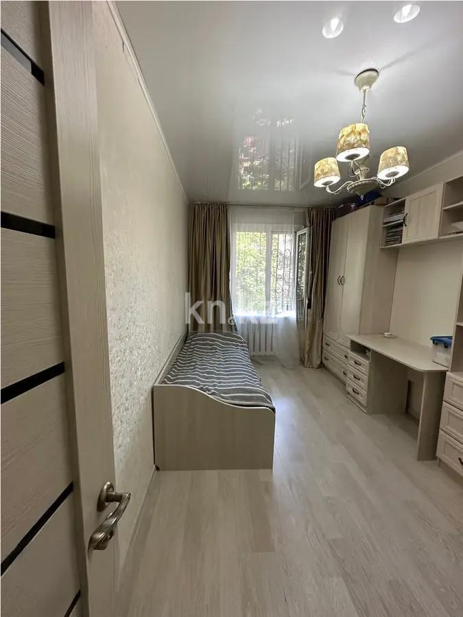 Продажа 3-комнатной квартиры, 60 м², мкр-н Аксай-1, дом  21 в Алматы - фото 3